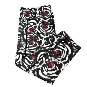 CVG Constantly Varied Gear Petals Capri Leggings